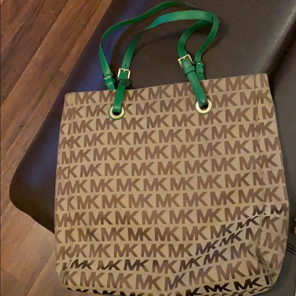 Michael Kors Tote